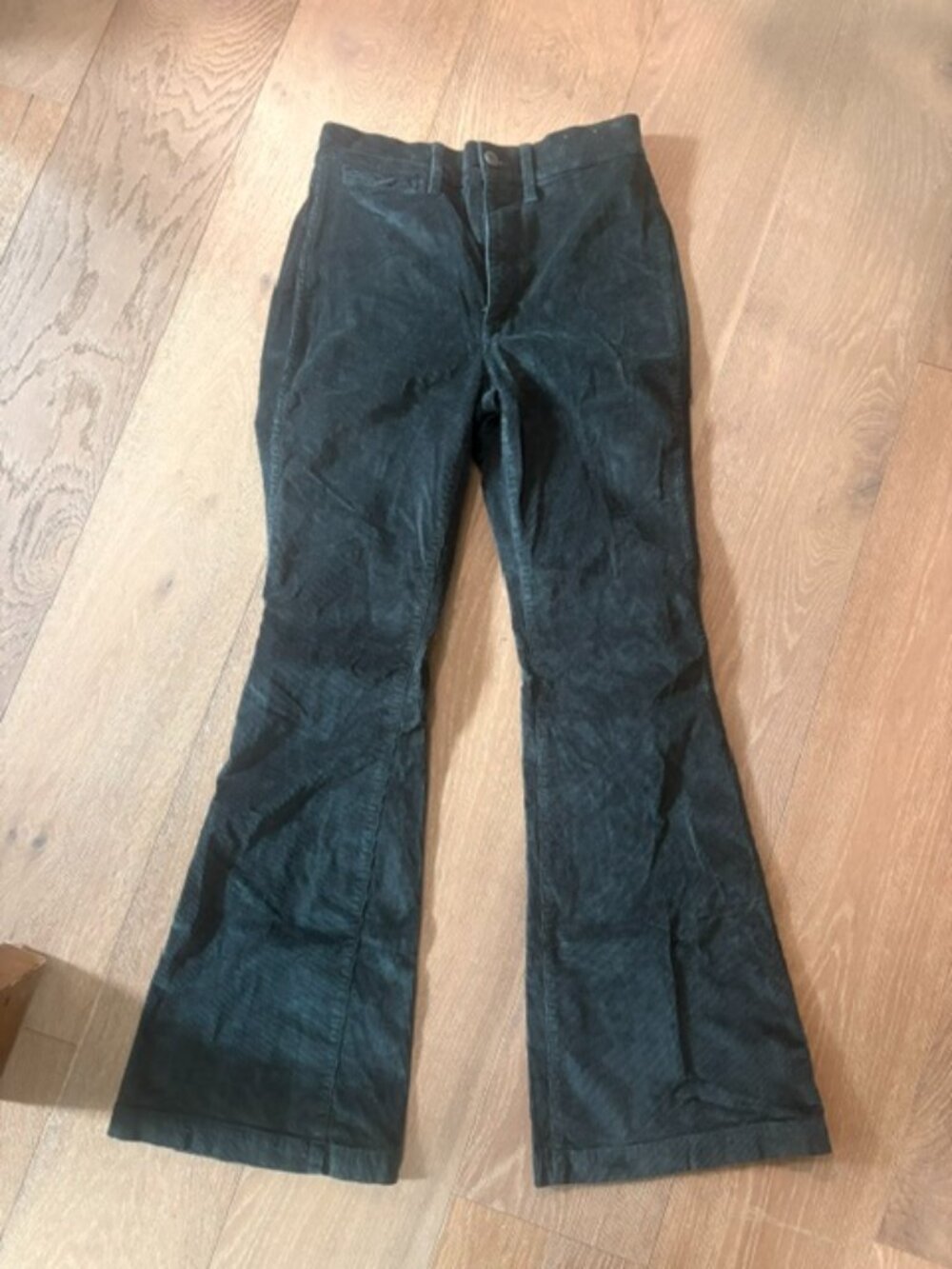 Madewell - Size 27 Vintage Flare Corduroy Pants